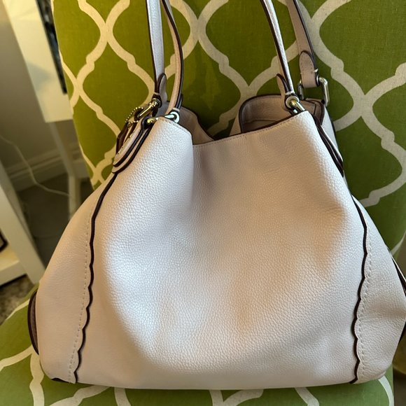 Coach Scalloped Edie 31 Polished Pebble Leather
Shoulder Bag - Picture 6 of 7